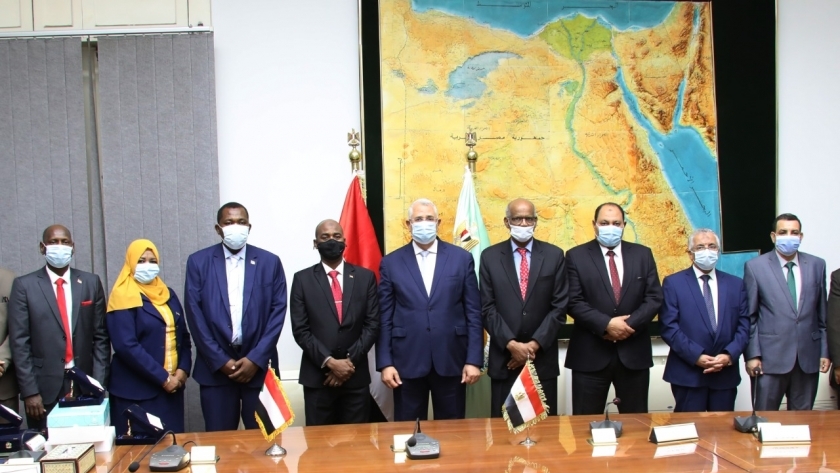 القاهرة والخرطوم تتفقان على مشروع استراتيجي لتصدير اللحوم السودانية