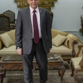 مجدى عبدالعزيز، مستشار وزير المالية لشئون الجمارك