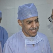 رئيس جامعة القناة والطبيب العالمي د عمرو فرجاني