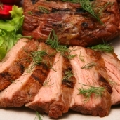 شوي اللحوم يضاعف خطر الاصابة بالسرطان