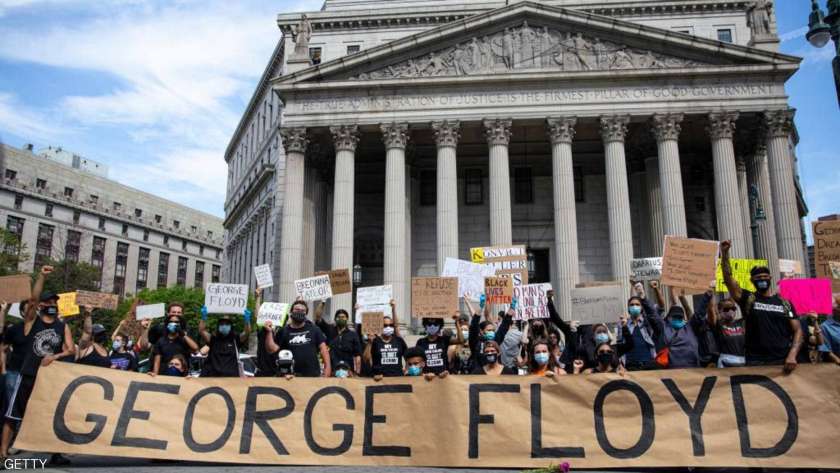 المظاهرات تجتاح عدة مدن أميركية احتجاجا على مقتل فلويد