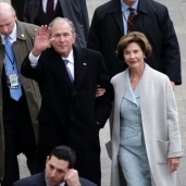 بالصور| وصول جورج بوش وزوجته لـ"الكابيتول" لحضور مراسم تنصيب ترامب