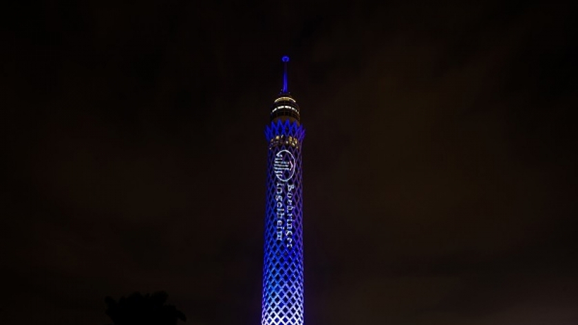 إضاءة برج القاهرة ضمن فعاليات حملة لسكرك وصحة قلبك