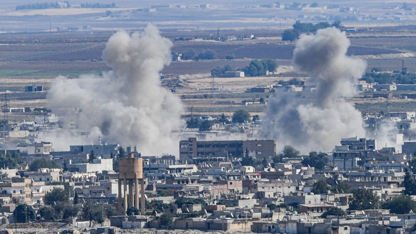 آثار قصف القوات التركية للمدن الحدودية السورية