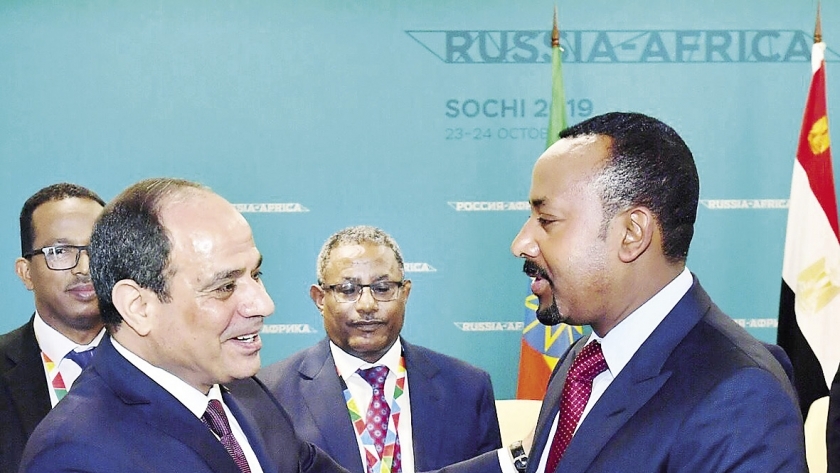 الرئيس السيسى خلال لقائه رئيس وزراء إثيوبيا فى موسكو أمس
