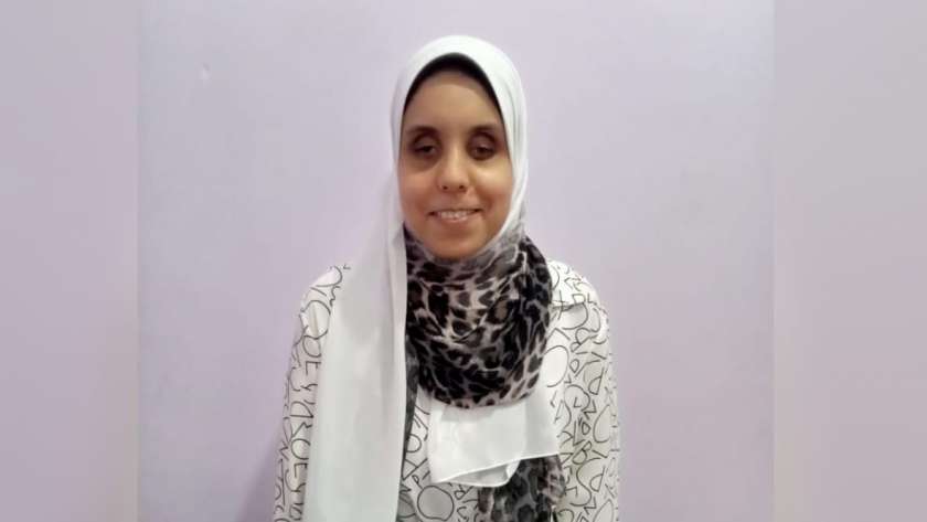 ياسمين عبد الفتاح الأولى على الثانوية الأزهرية