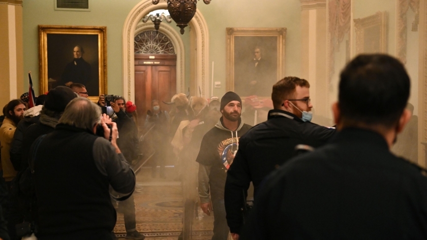 دخول المتظاهرين إلى مبنى الكونجرس