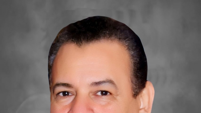 رئيس جامعة الوادي الجديد الدكتور عبد العزيز طنطاوي