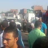 تلاميذ  الروضة يقطعون طريق القاهرة إسكندرية الزراعي  بعد إصابة طالبتين