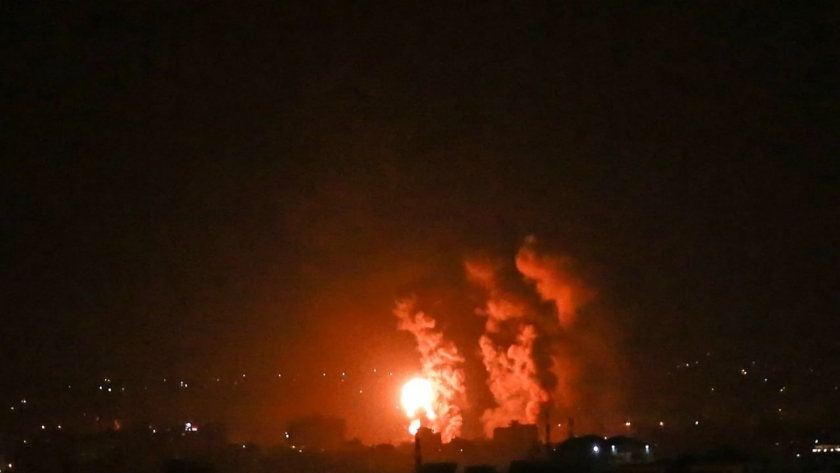 قصف غزة من جانب المختل الإسرائيلي