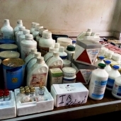 بالصور| ضبط أدوية بيطرية منتهية الصلاحية في الشرقية