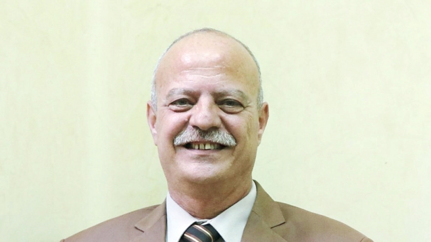 الدكتور إيهاب الطاهر، الأمين العام لنقابة الأطباء
