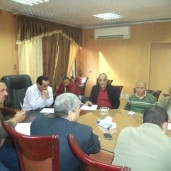 رئيس مجلس مدينة المحلة يرأس اجتماع المجلس التنفيذي