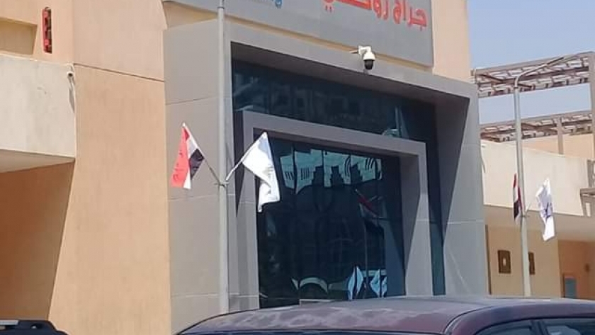 محافظ القاهرة يتفقد استعدادات جراج روكسى قبل افتتاحه