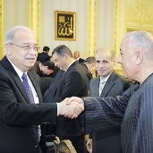 رئيس الوزراء يجتمع بنواب الإسكندرية