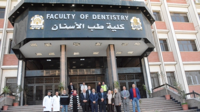 وفد جامعة الزرقاء الأردنية يختم زيارته لجامعة أسيوط بتفقدعدد من الكليات والمستشفيات الجامعية 