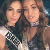 سيلفي لملكة جمال العراق مع ملكة جمال دولة الإحتلال
