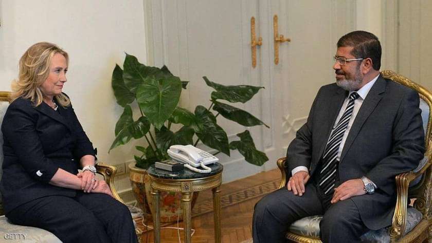 محمد مرسي مع هيلاري كلينتون