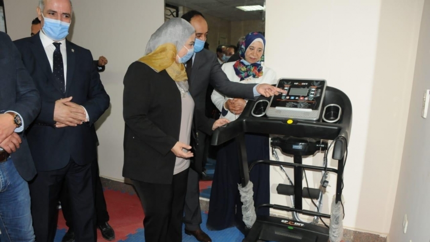 افتتاح القباج لمركز علاج إدمان بمحافظة  الفيوم