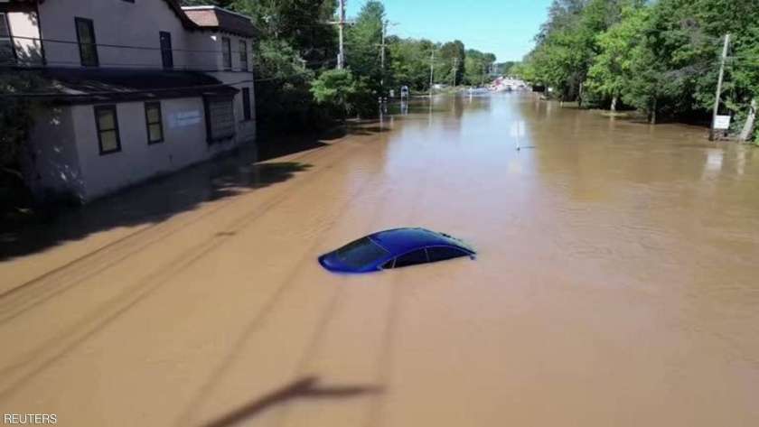 فيضانات أمريكا قتلت 44 شخصا