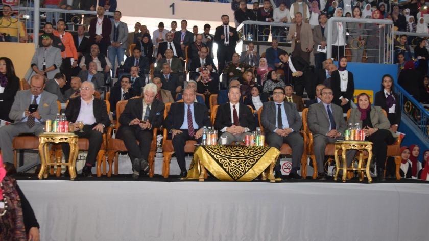 محافظ بني سويف يفتتح البطولة العربية للمبارزين الجامعيين لسلاح الشيش