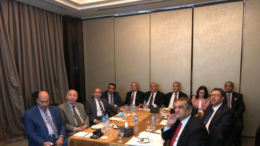جانب من الاجتماع الطارئ لأعضاء المكتب الدائم لاتحاد المحامين العرب اليوم