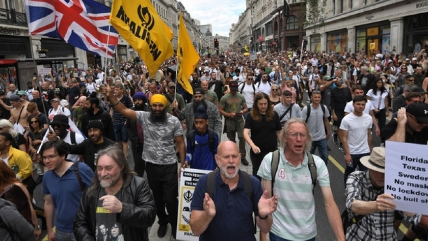 اضرابات وتظاهرات في بريطانيا