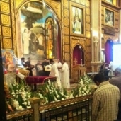 بدء مراسم قداس تأبين ضحايا الطائرة الروسية في كنيسة السمائيين بشرم الشيخ