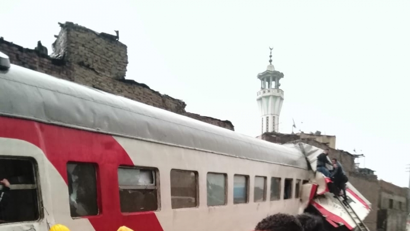 صورة من حادثة قطاري إمبابة