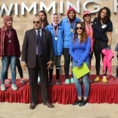 رئيس جامعة الإسكندرية يهنئ الفائزين في "الشهيد الرفاعي الـ46 للسباحة"