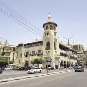 السكون يخيم على شوارع مصر الجديدة