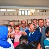رئيس جامعة أسيوط يشارك 500 طفل الاحتفال بيوم الوفاء للطفل اليتيم