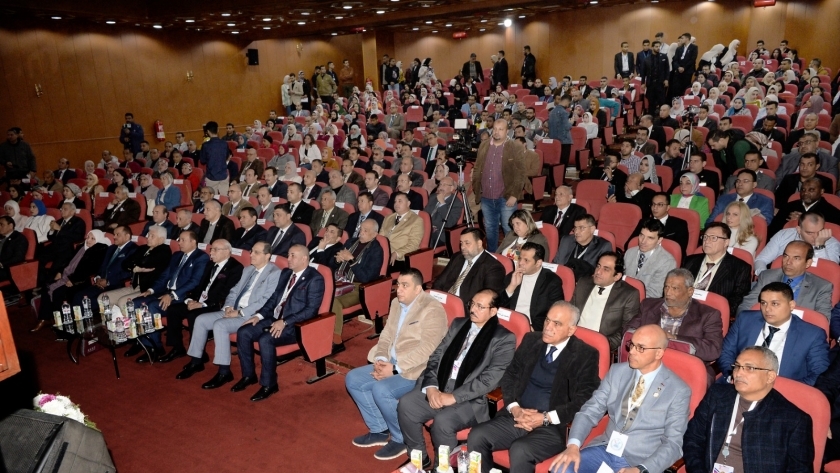 مؤتمر الرياضة في جامعة المنصورة