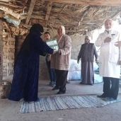 توزيع مساعدات غذائية بمدينة دهب