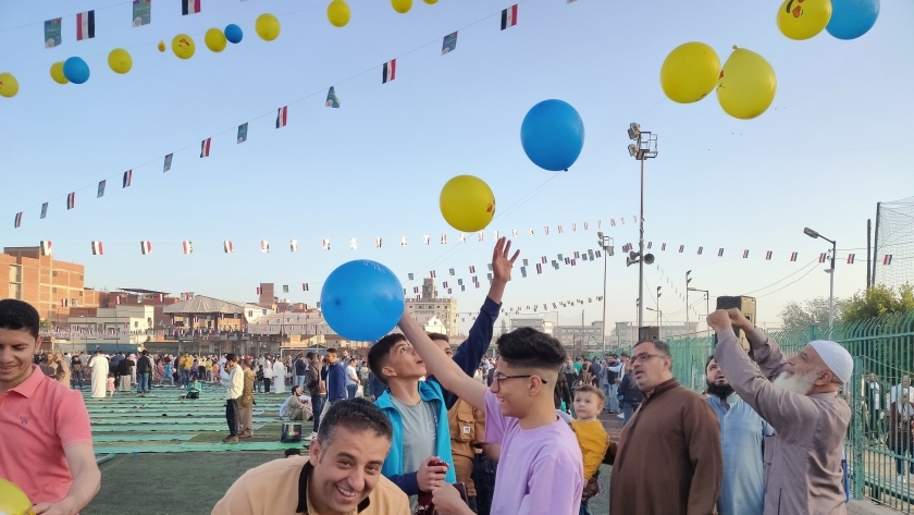 احتفالات المواطنين بعيد الفطر المبارك