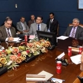 رئيس هيئة ميناء دمياط يعقد إجتماعاً تنسيقياً مع كبار المستثمرين