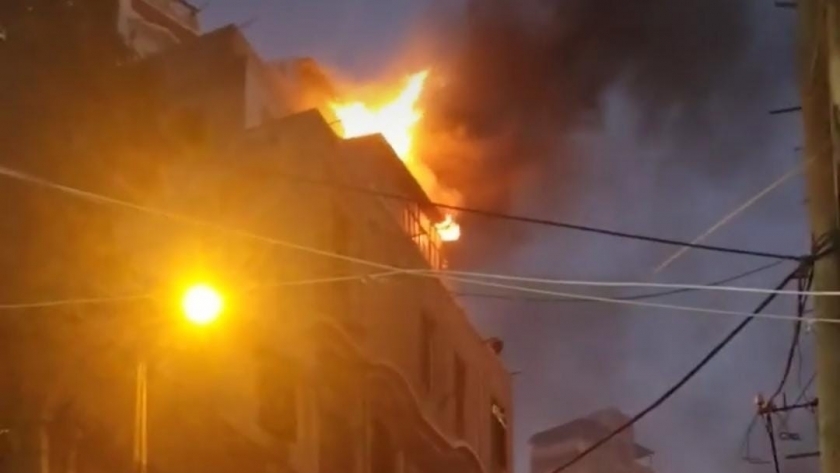 حريق محرم بك وسط الإسكندرية