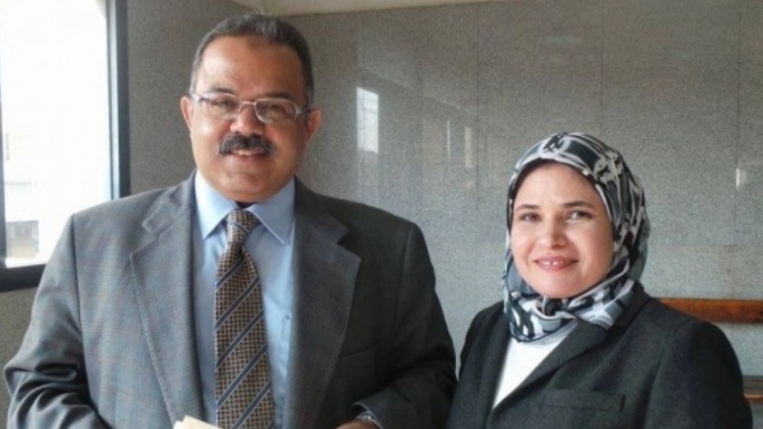 محمود العسقلاني وزوجته حنان غزالي