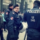 عناصر من الشرطة النمساوية