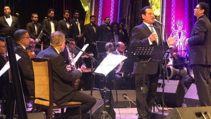 محمد ثروت على مسرح أوبرا دمنهور