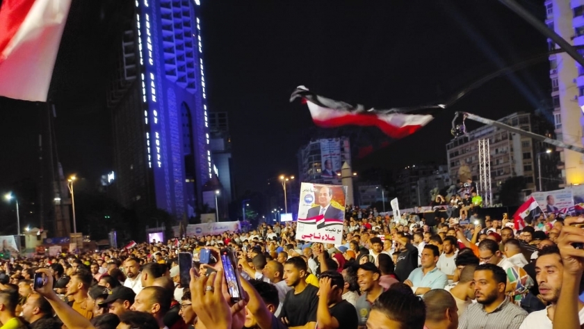 احتفالات المصريين بترشح السيسي في الانتخابات