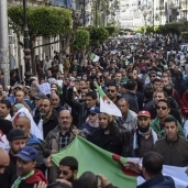 آلاف المتظاهرين في العاصمة الجزائرية رغم الإجراءات الأمنية المشددة