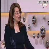 الدكتورة غادة والى وزير التضامن الاجتماعي