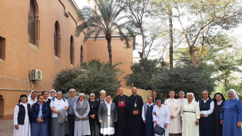 بطريرك الأقباط الكاثوليك خلال اجتماع اتحاد الرهبانيات النسائية