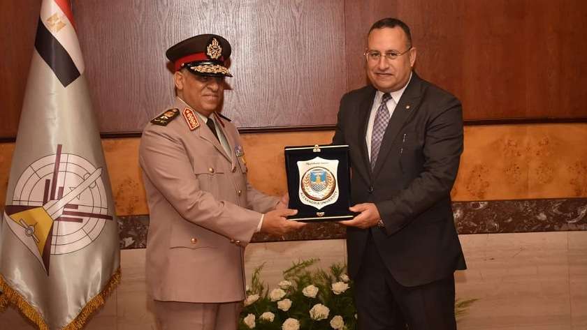 القوات المسلحة توقع بروتوكول تعاون مع كلية الهندسة جامعة الإسكندرية