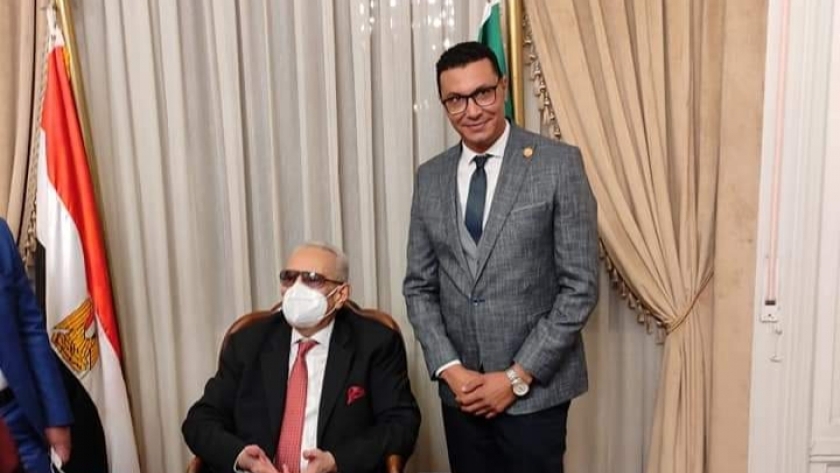 سمير صبري مع رئيس حزب الوفد