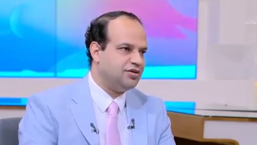الكاتب الصحفي أحمد يعقوب
