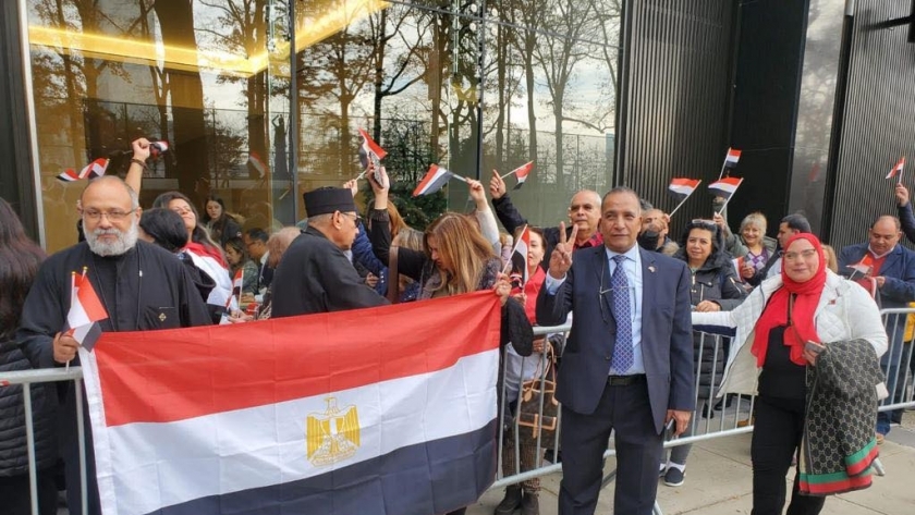 اقبال المصريين بالخارج على التصويت بالانتخابات