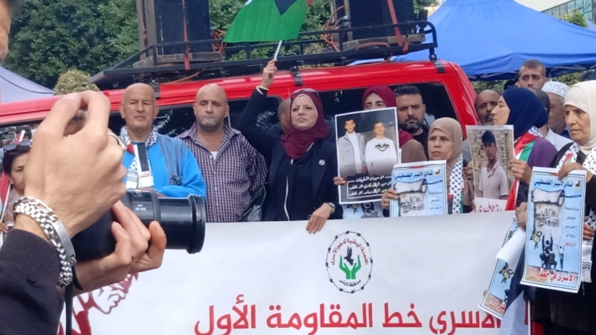 مسيرة في نابلس دعمًا لغزة والأسرى