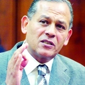 النائب محمد انور السادات، رئيس لجنة حقوق الإنسان المستقيل